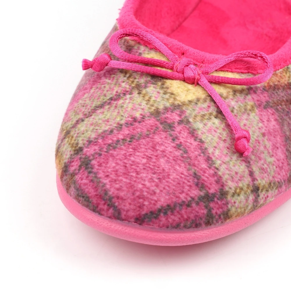 LUNAR Brie Pink Slipper 8 LUNAR Brie Pink Slipper - Image 8