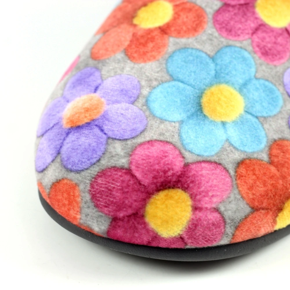 LUNAR Celebrate Grey Slipper 7 LUNAR Celebrate Grey Slipper - Image 7