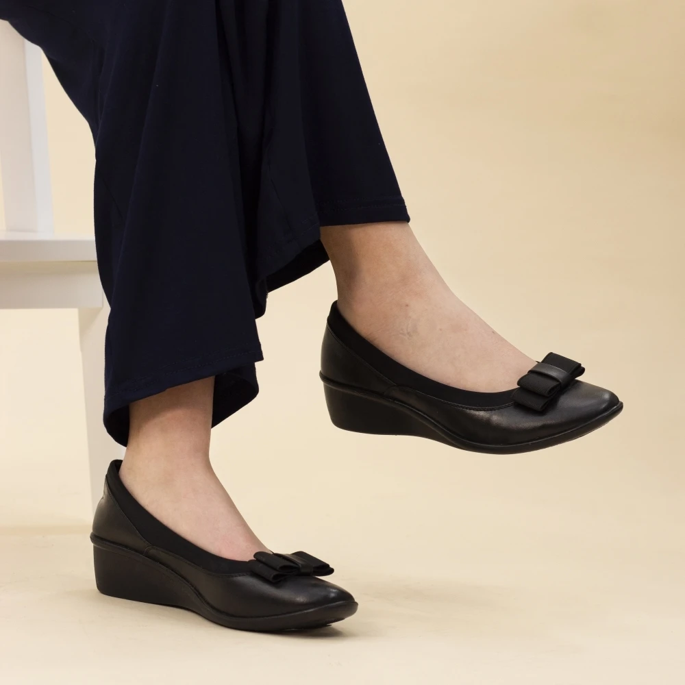 LUNAR Deacon Black Comfort Shoe 2 LUNAR Deacon Black Comfort Shoe - Image 2