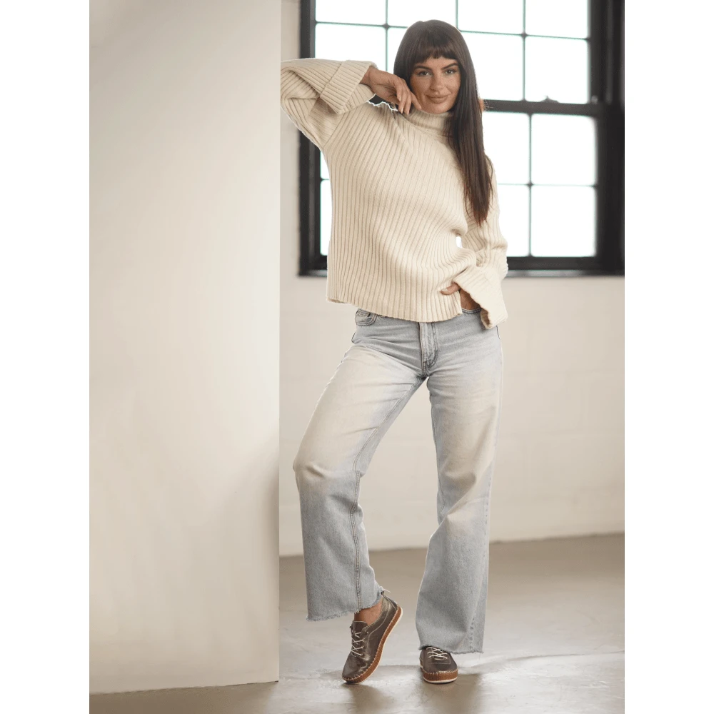 LUNAR Evie Pewter Leather Plimsoll 3 LUNAR Evie Pewter Leather Plimsoll - Image 3