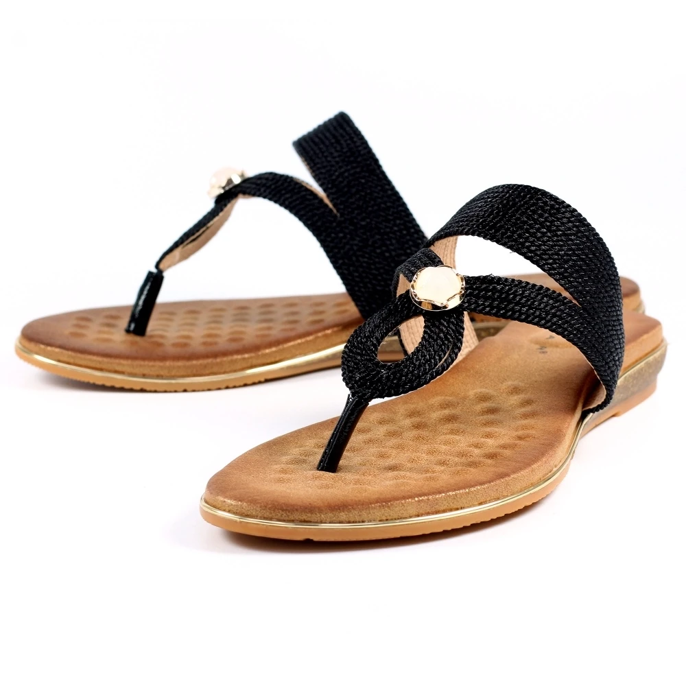 LUNAR Ezra Black Sandal 7 LUNAR Ezra Black Sandal - Image 7