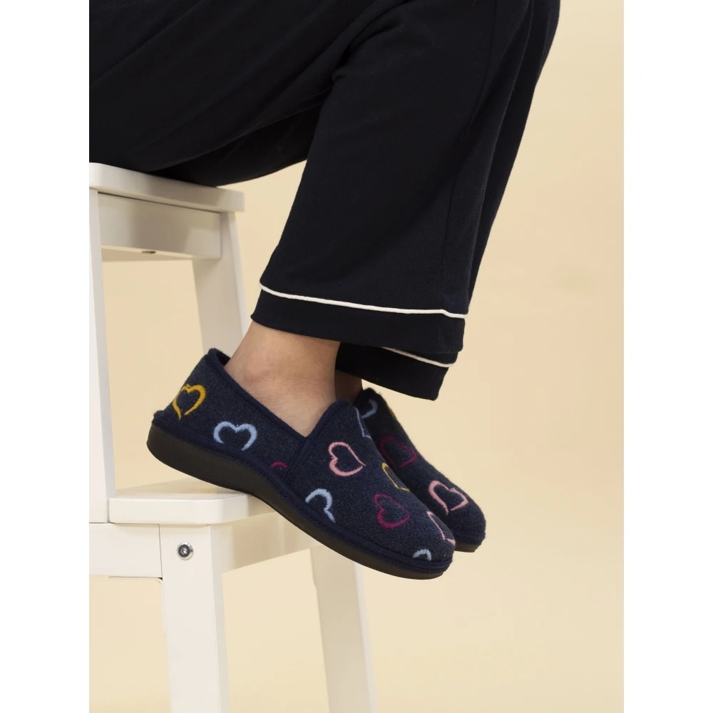 LUNAR Joyful Navy Slipper 1 LUNAR Joyful Navy Slipper