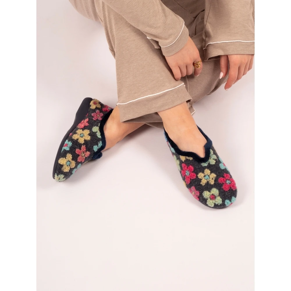 LUNAR Lychee Navy Slipper 2 LUNAR Lychee Navy Slipper - Image 2