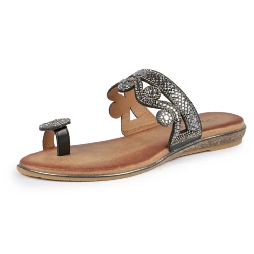 LUNAR Lynn Toe Loop Sandal 11 LUNAR Lynn Toe Loop Sandal -Slipper Supply Store lynn toe loop sandal p4680 283714 image