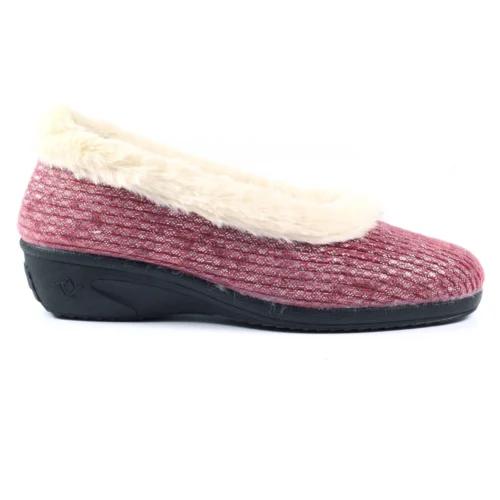LUNAR Marlene Burgundy Wedge Slipper