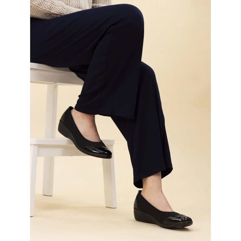 LUNAR Natasha II Elasticated Comfort Shoe 2 LUNAR Natasha II Elasticated Comfort Shoe - Image 2