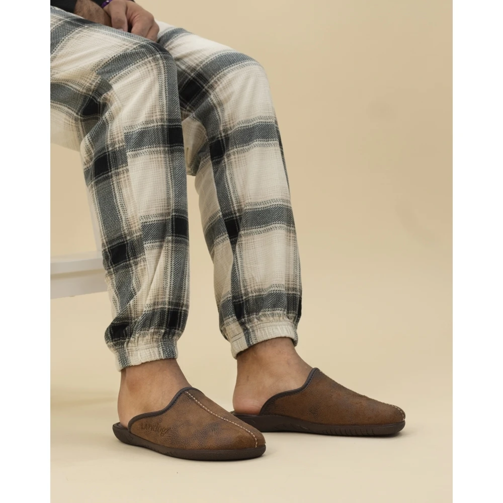 Tees II Brown Slipper 2 Tees II Brown Slipper - Image 2